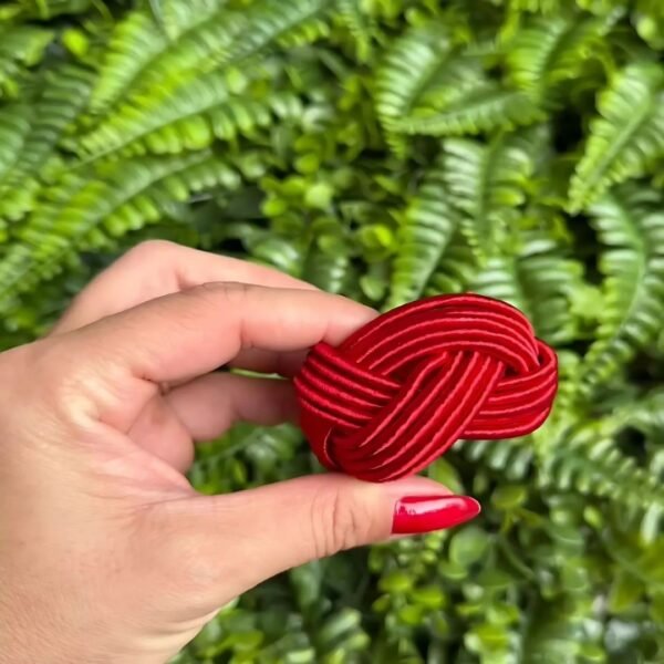 RED KNOT NAPKIN RING - Image 2